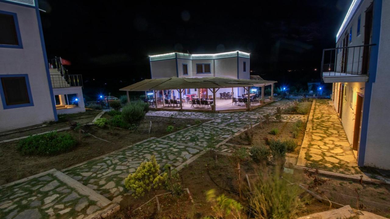 Sukha Inn Hotel & Beach Bozcaada Exteriör bild