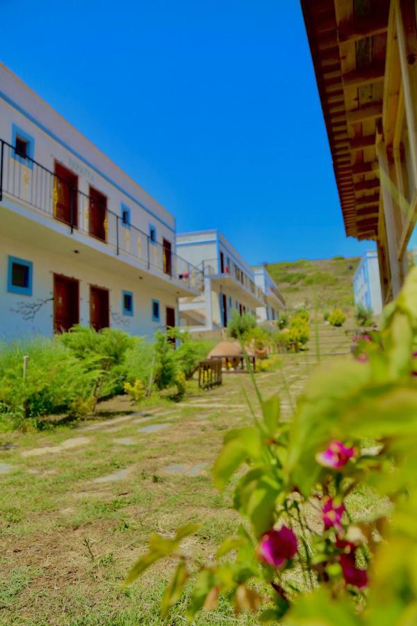 Sukha Inn Hotel & Beach Bozcaada Exteriör bild
